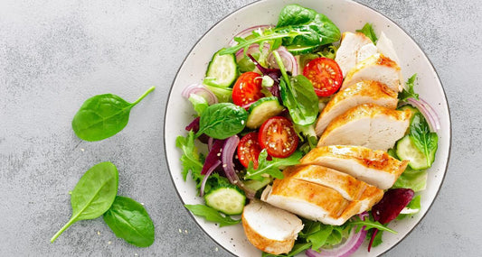 Quais são os melhores pratos para servir salada?