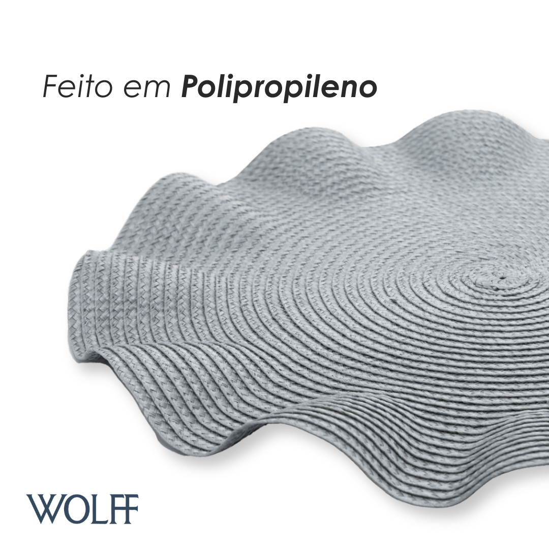 Lugar Americano de Polipropileno Babado Prateado 38cm - Wolff
