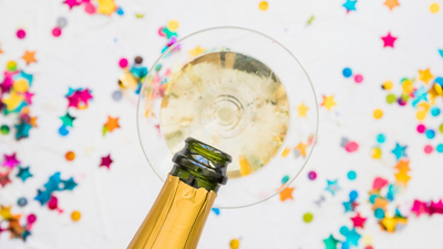 Brilhe no Carnaval com os cristais Wolff: Drinks radiantes para uma festa inesquecível