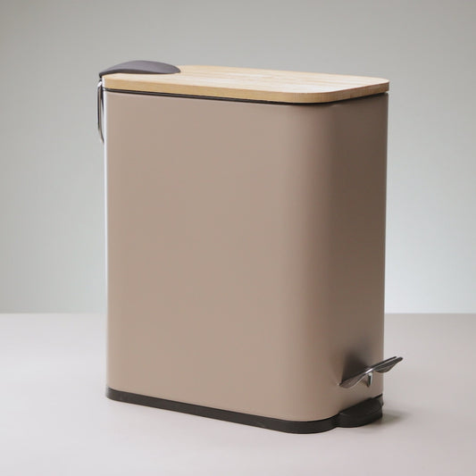 Lixeira Retangular com Pedal e Tampa de Bambu 5L Bege Metal - Lyor