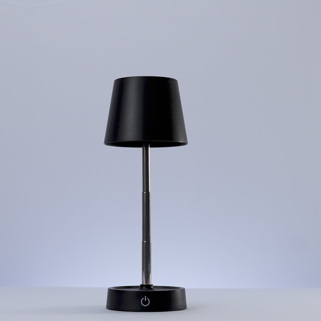 Luminária de Mesa Led Usb Touch Retrátil Luna 10,5cm x 10,5cm x 28,5cm Preta Plástico – Lyor