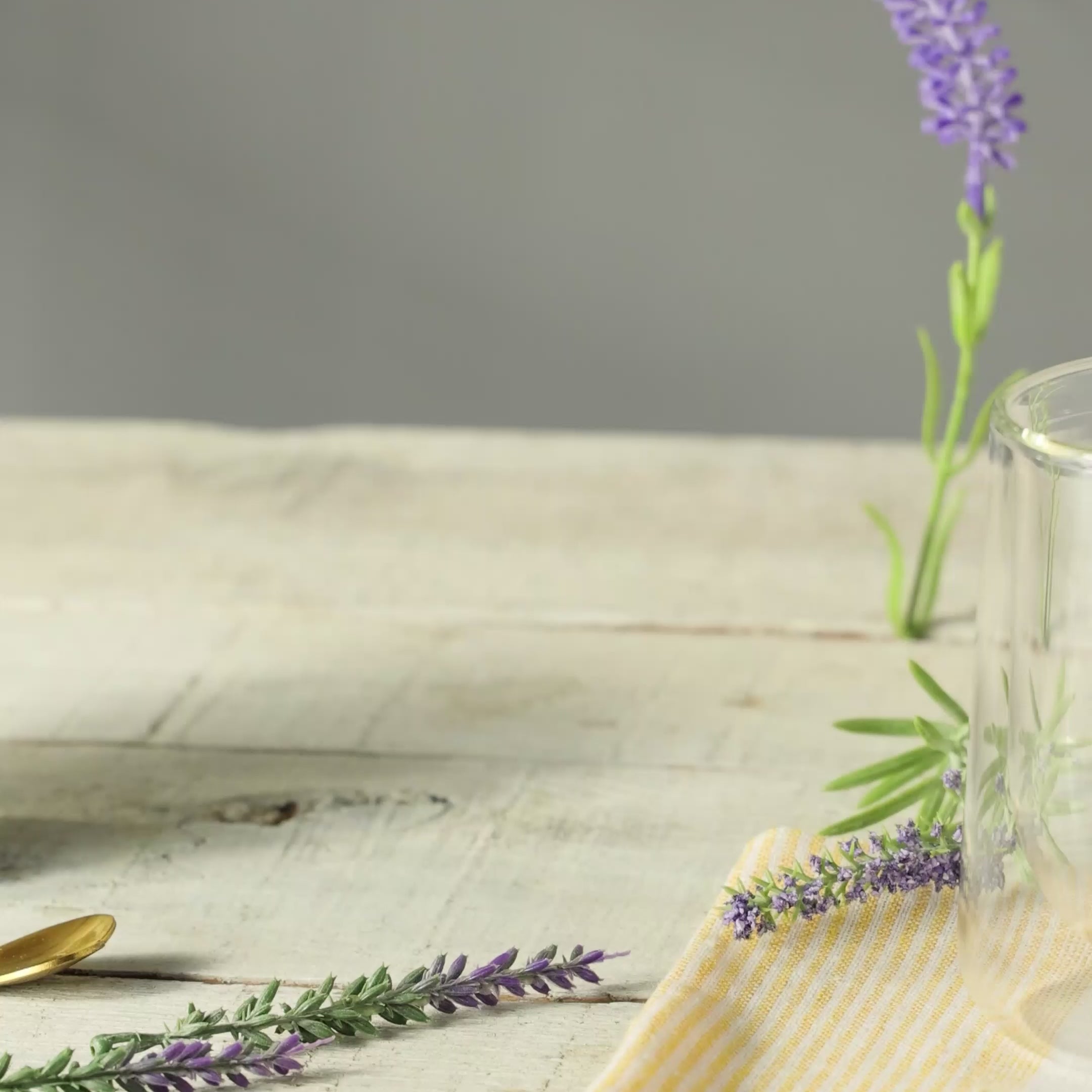 Chaleira de Vidro resistente a calor com Difusor Dourado Inox 600ml - Wolff