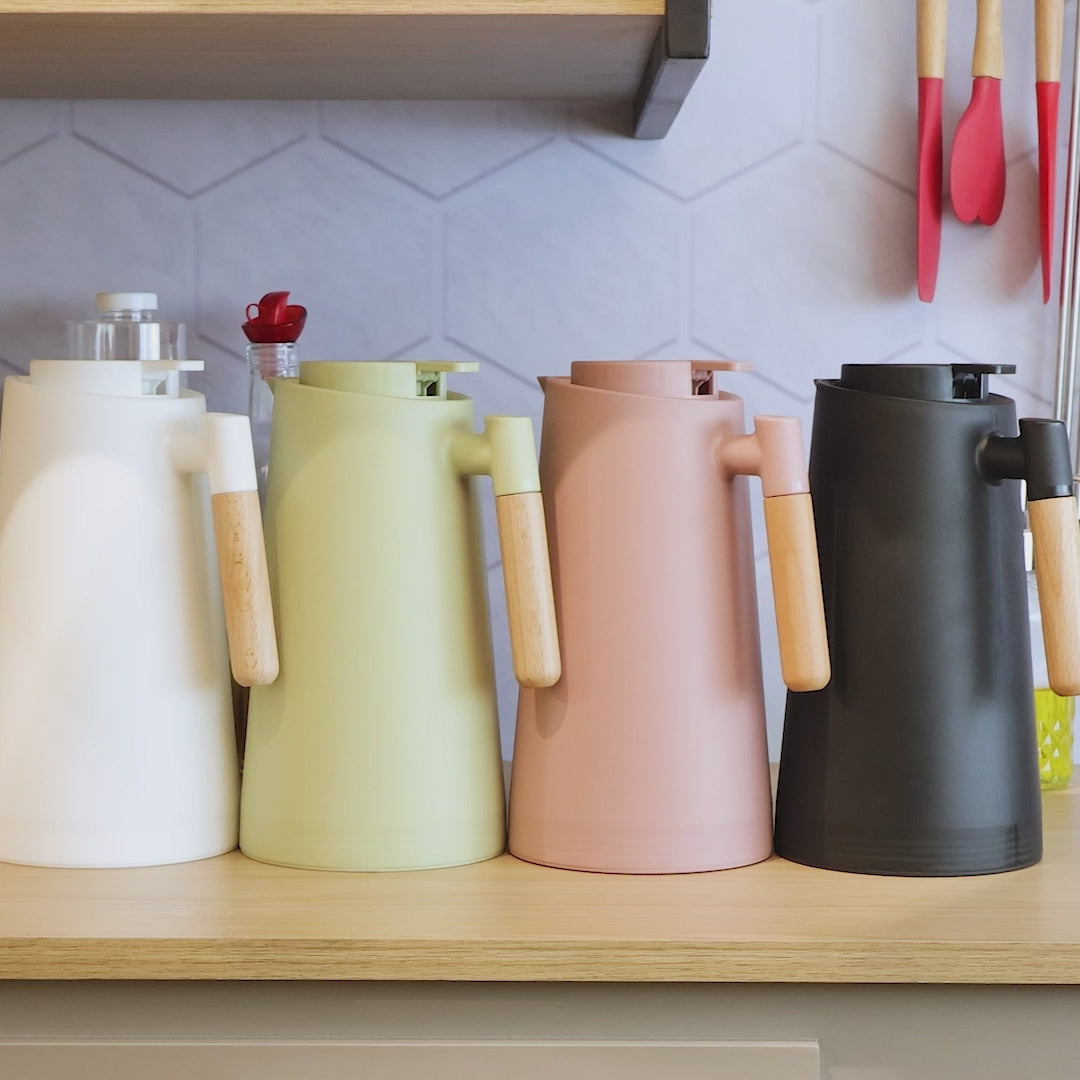 Garrafa Térmica de Plástico com Cabo de Madeira Escandinávia Nude 1L - Lyor