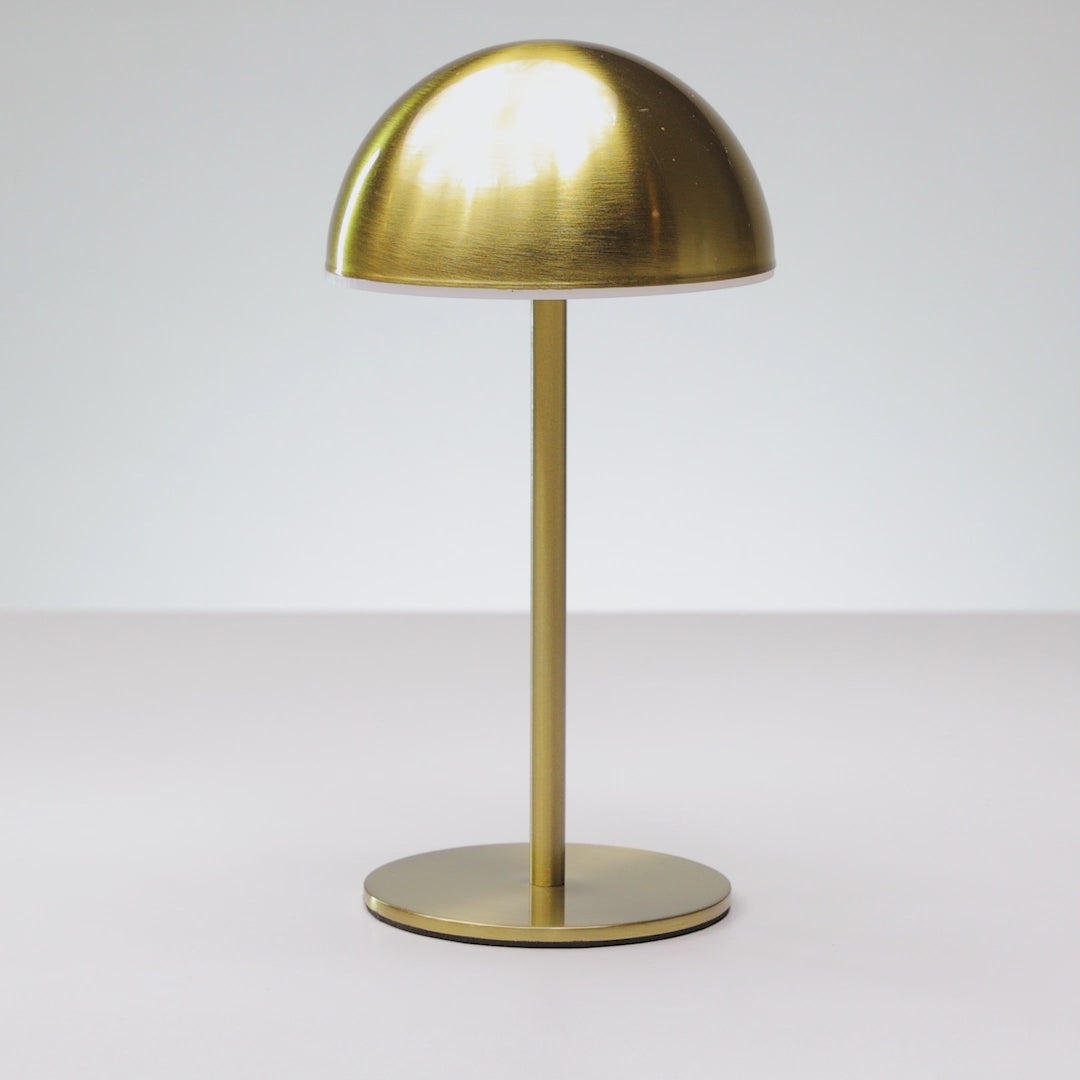 Luminária de Mesa Led 3 Tons Usb Eclipse Dourada - Lyor