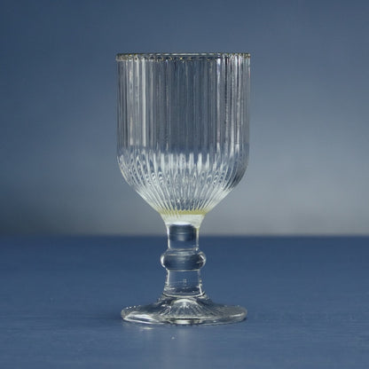 Taça de Licor com Fio de Ouro Lines 75ml Vidro - Wolff
